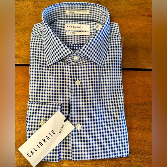 C2 by Calibrate Other - NWT- Men’s button- up collared shirt